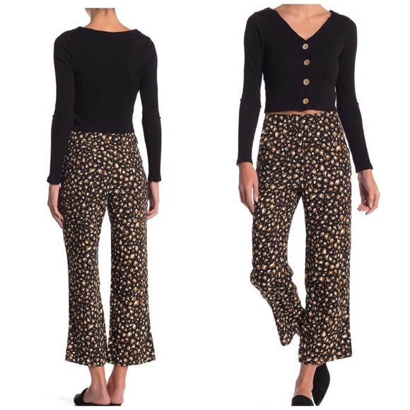 Black Button down cardigan sweater - Picture 3 of 3